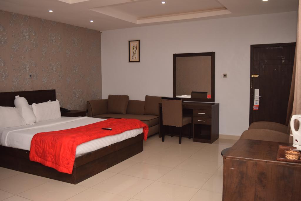 Pelican Hotel Lekki Luaran gambar